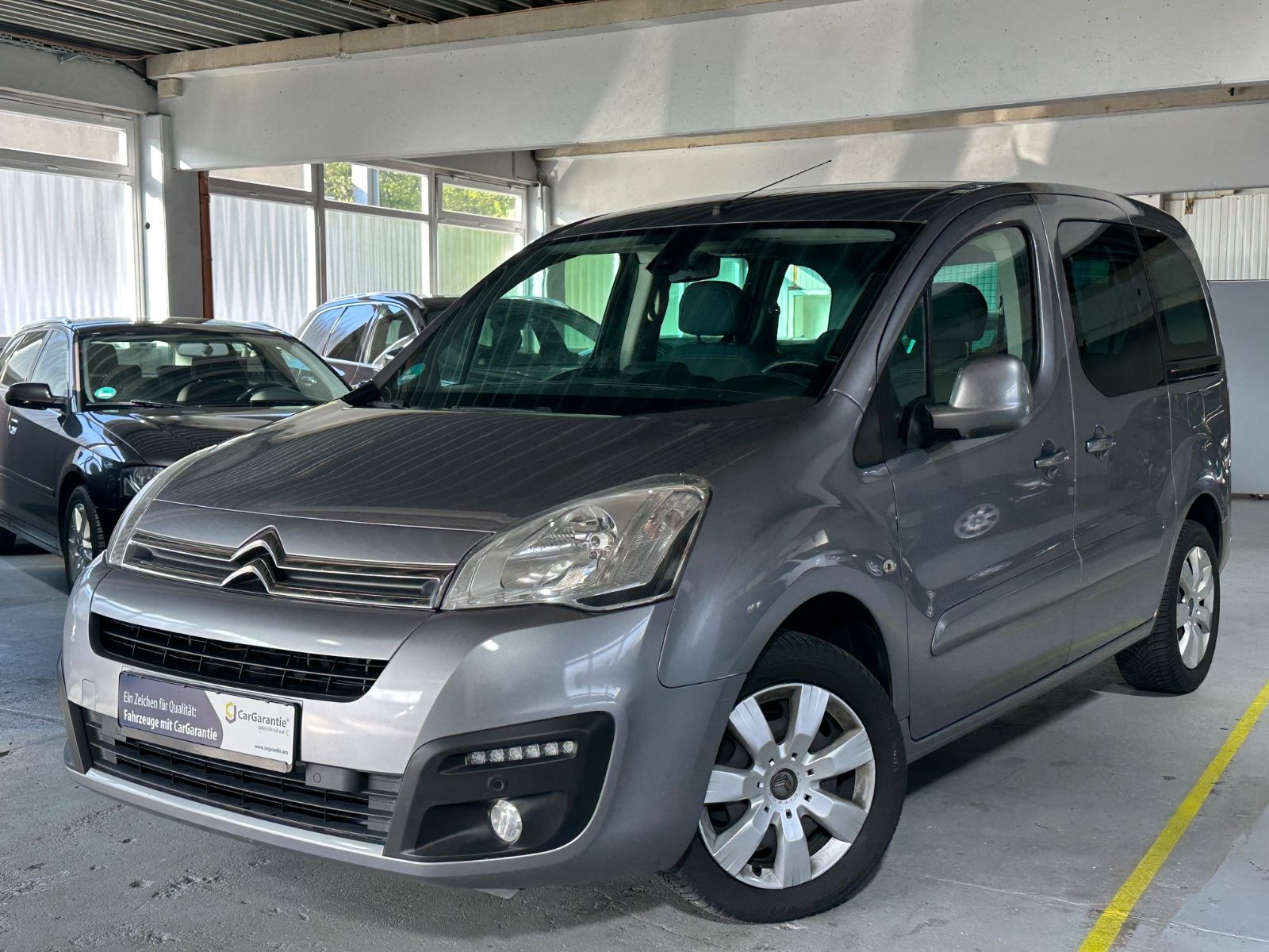 Berlingo Kombi Selection*Navi*PDC*Klima*